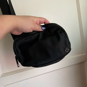 Lulu Lemon everywhere belt bag